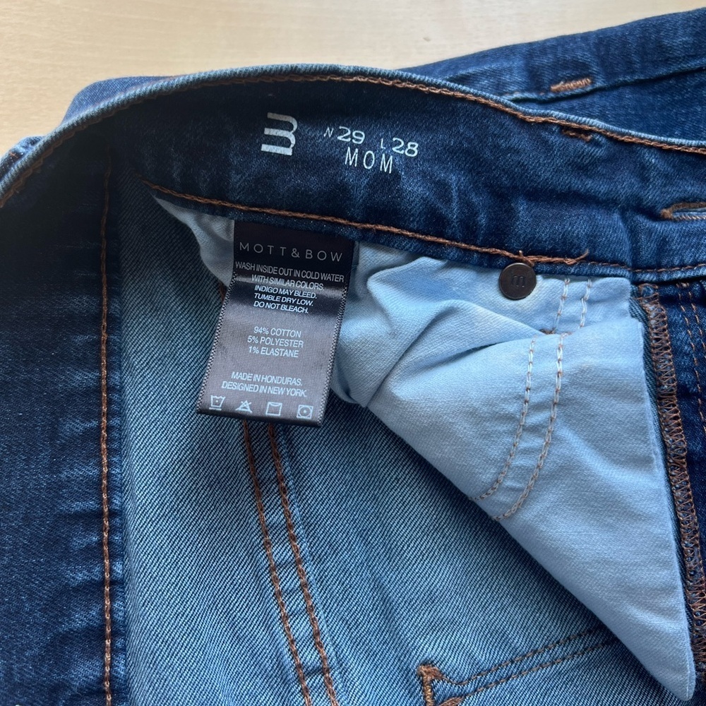 Mott & Bow High Rise Ridge Mom Jeans in Old Rose Indigo size 29 - Picture 10 of 11